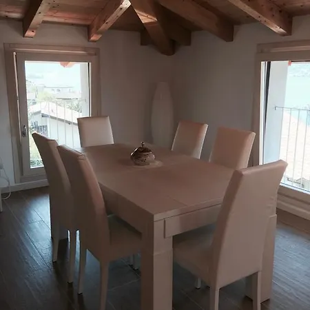 Casa Vacanza Da Mari Lezzeno